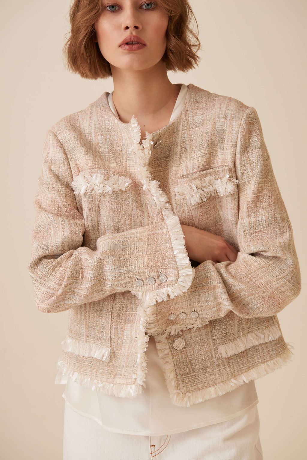 Giacca scatolina con frangetta