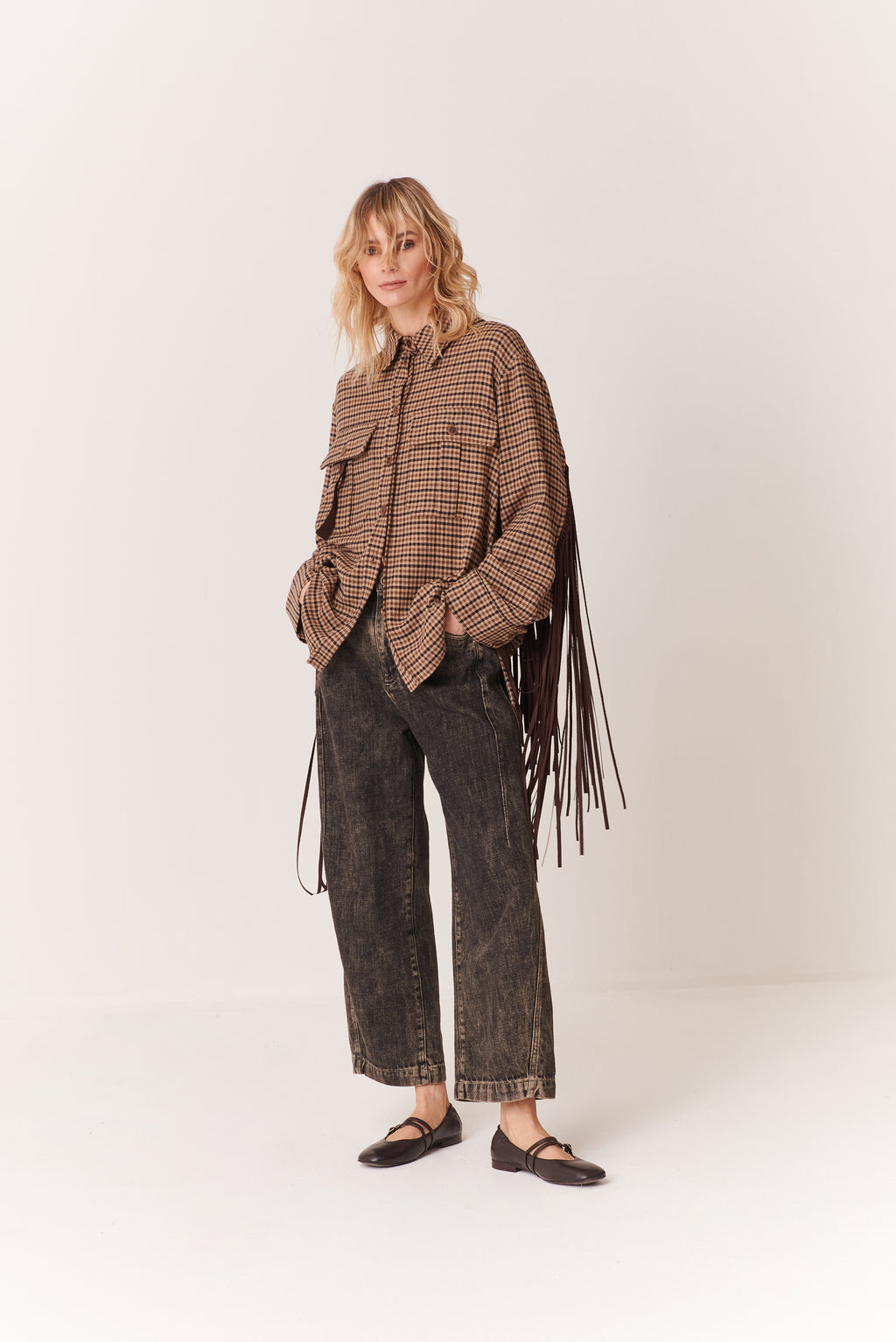 Overshirt in Pied de Poule con frange in suede