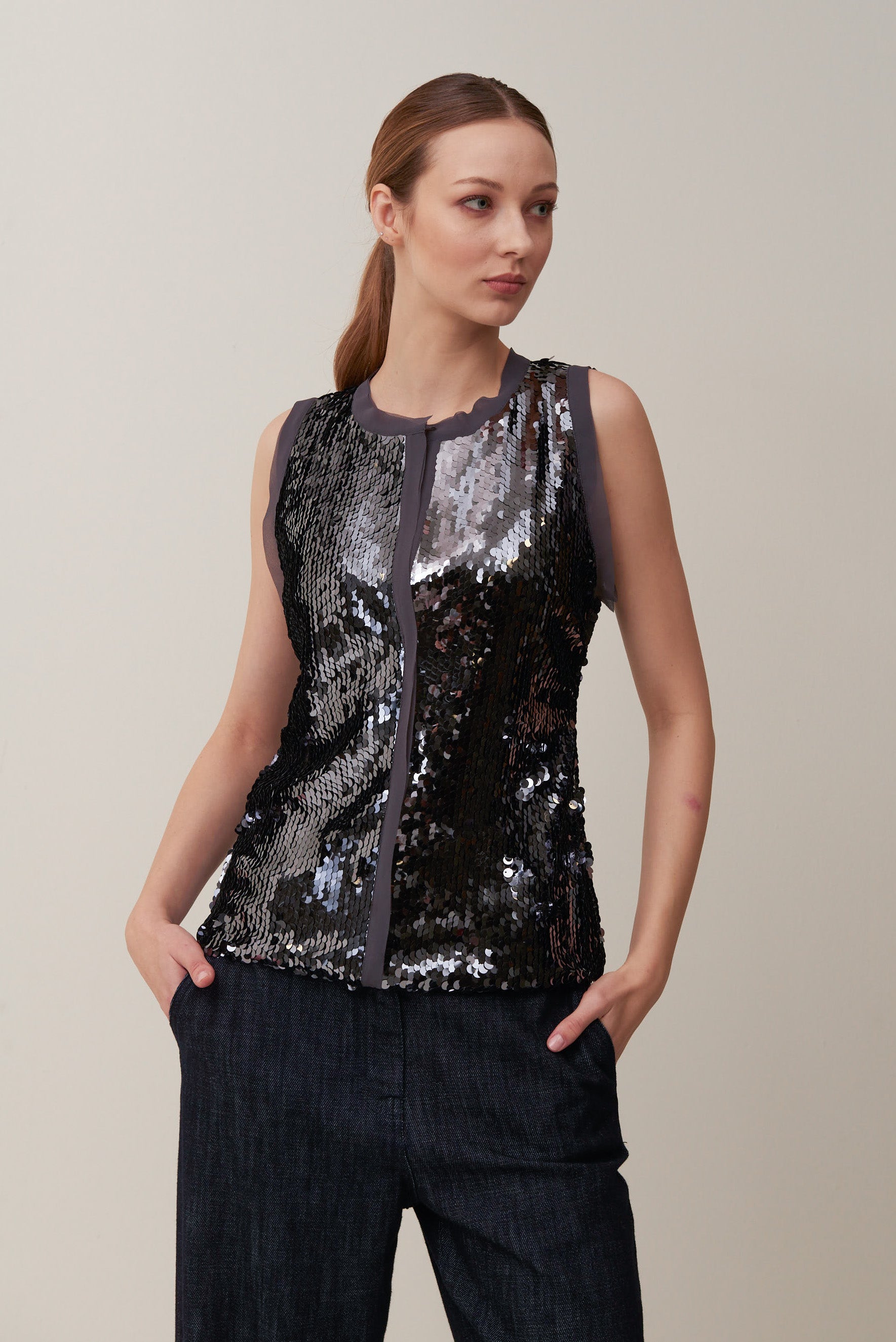 Top in paillette