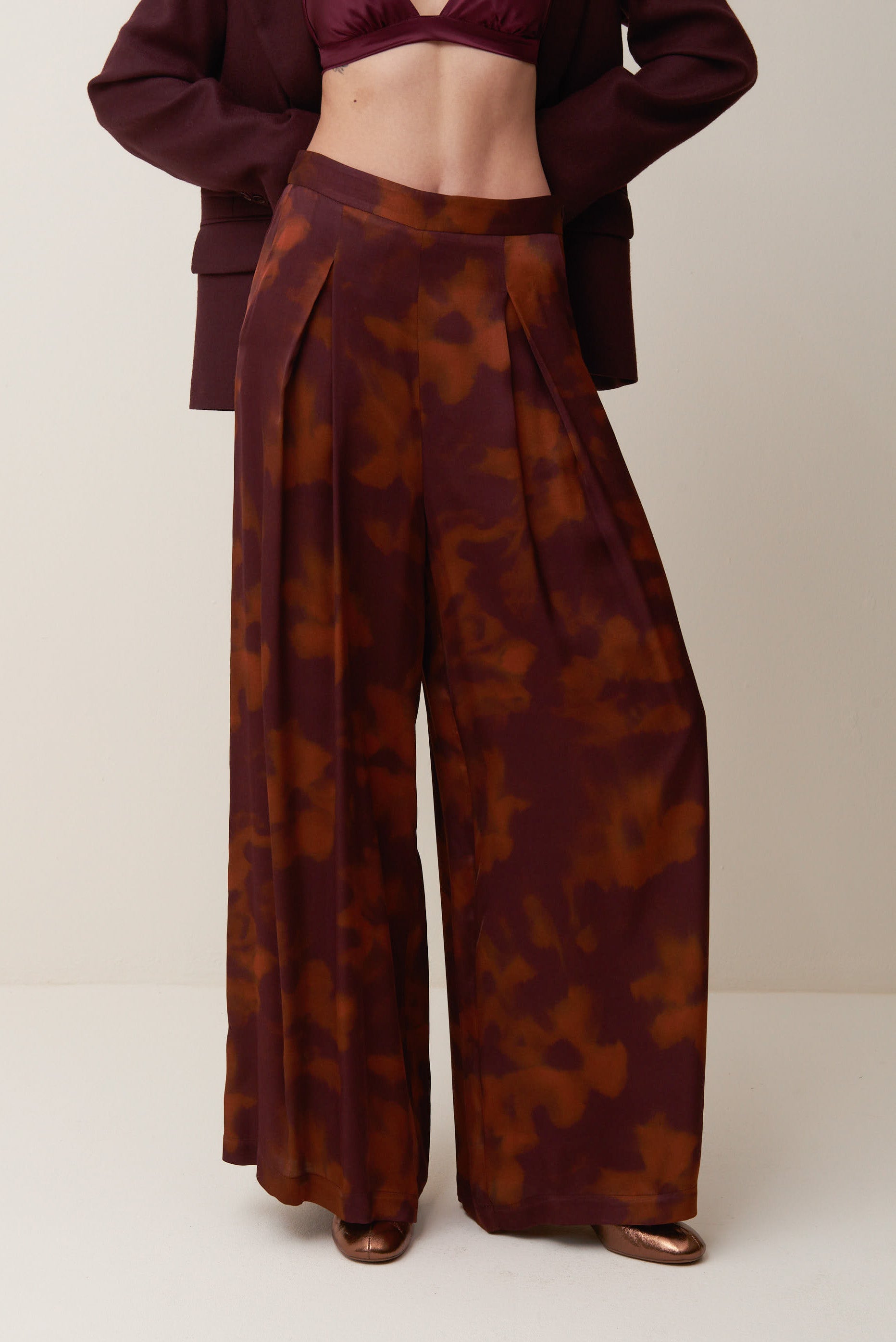 Pantalone a palazzo in viscosa sfumata