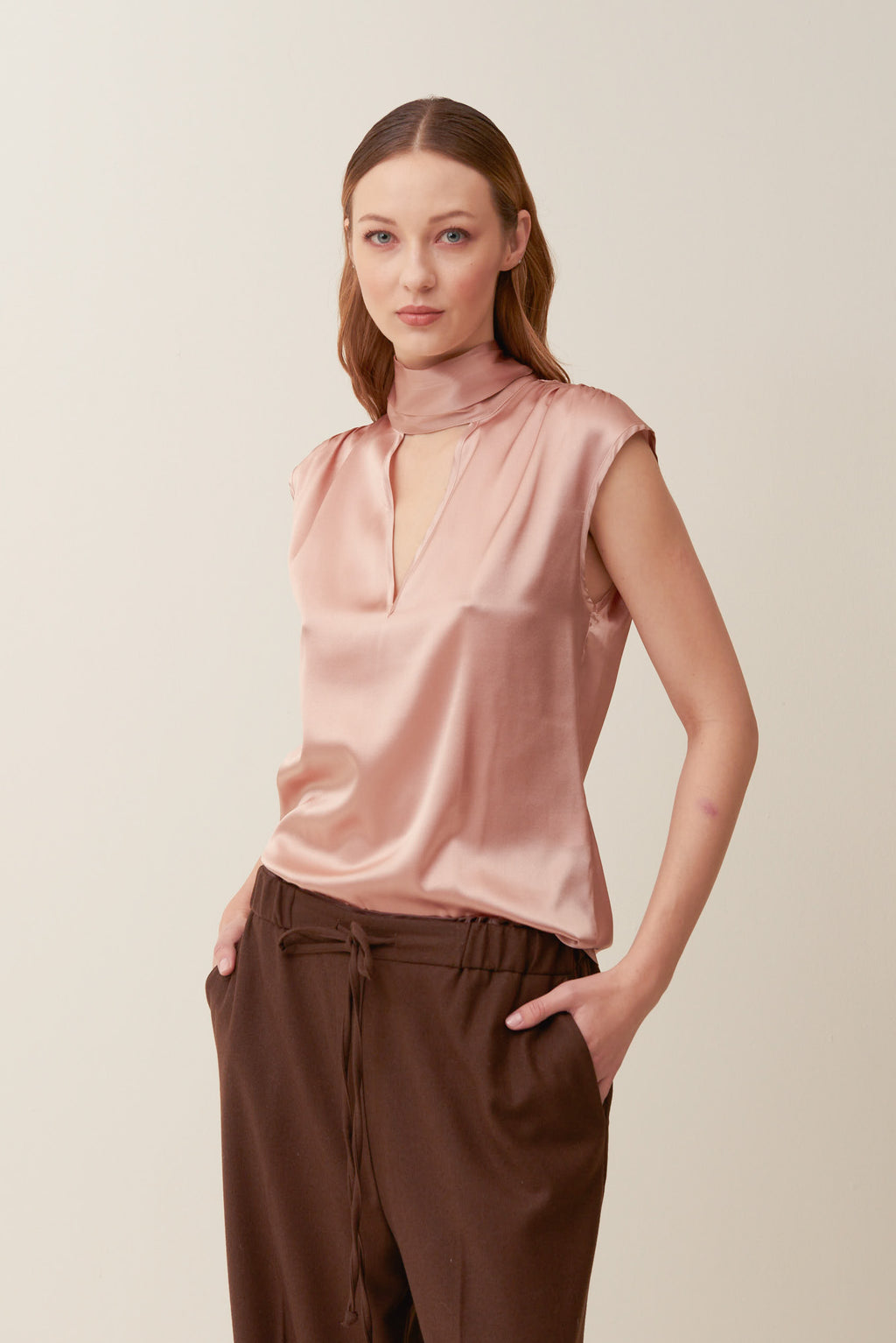 Top in seta stretch