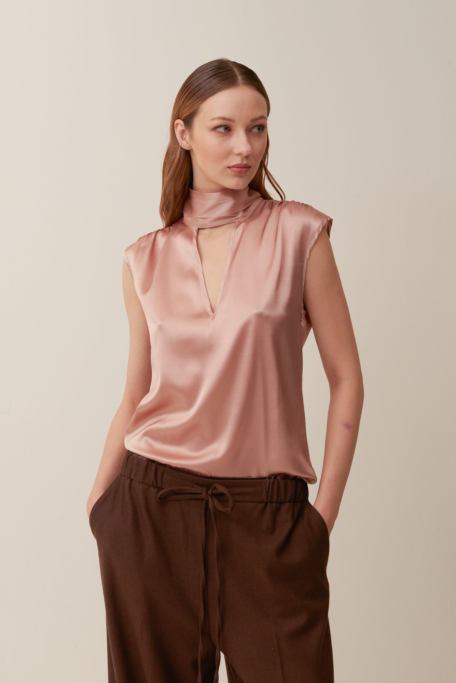 Top in seta stretch